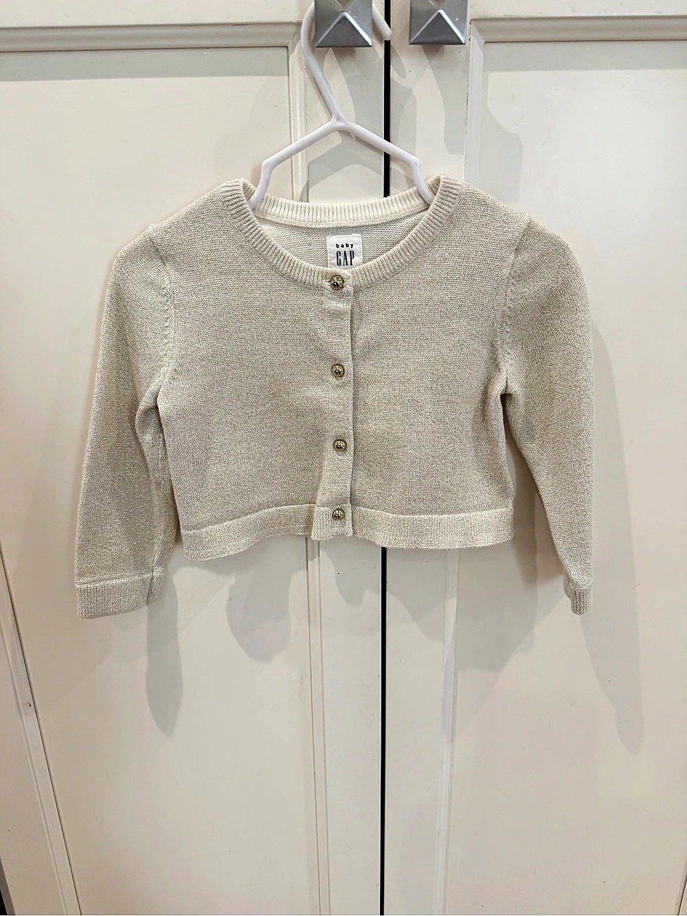 baby GAP Cropped Knit Cardigan in gold Cream Size 12-18 Months Like New